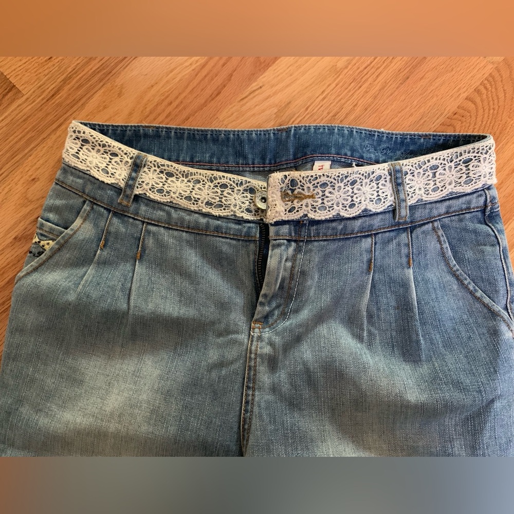 Five Plus Lace Decoration Boyfriend Jeans